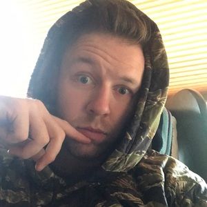 Meet your Posher, Brady